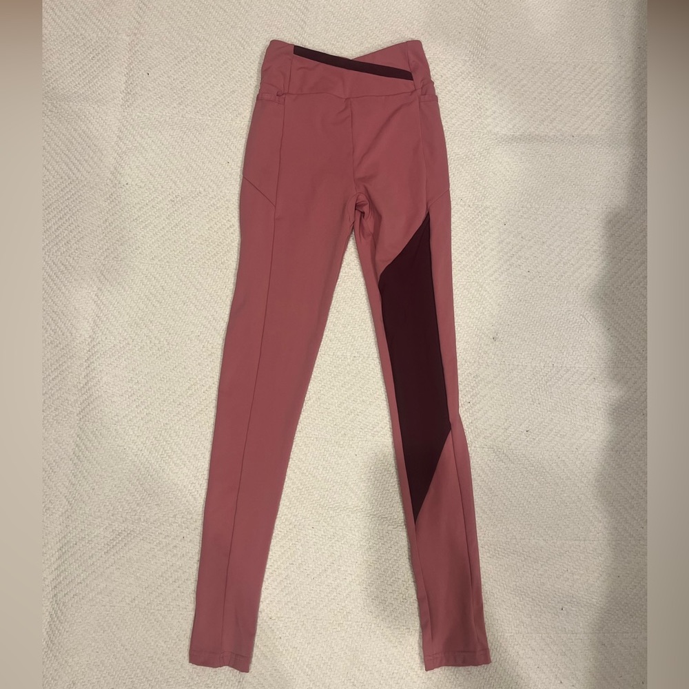 Gymshark dusty pink/ruby set. XS - Picture 5 of 10